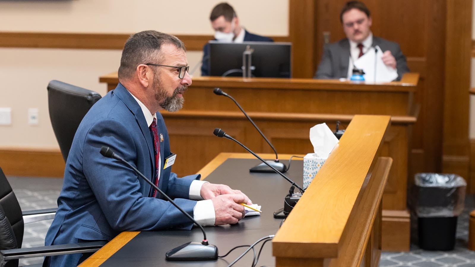 Sen. Eric Barlow testifies for the Senate Labor Committee during a discussion about Senate File 48 on Friday, Feb. 13, 2026.