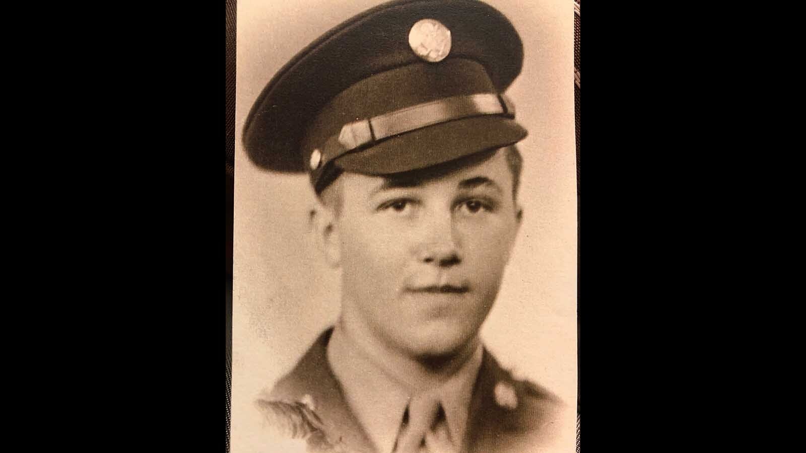 Everett Mann as a young soldier in World War II.