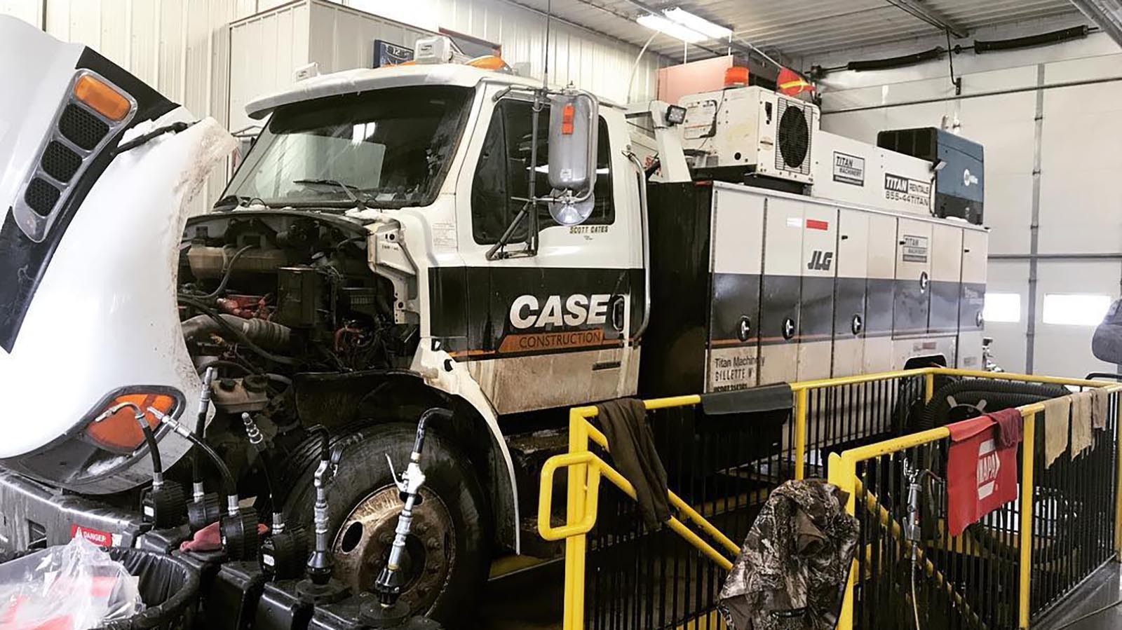 Expresso Lube in Gillette, Wyoming, is much more than a place to get your oil changed. It's also a cafe that serves breakfast and lunch, and is a comfortable place to wait for your vehicle.