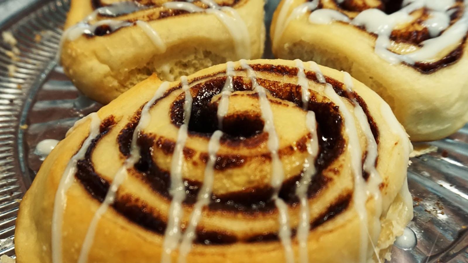 Cinnamon and caramel rolls at Expresso Lube in Gillette, Wyoming.