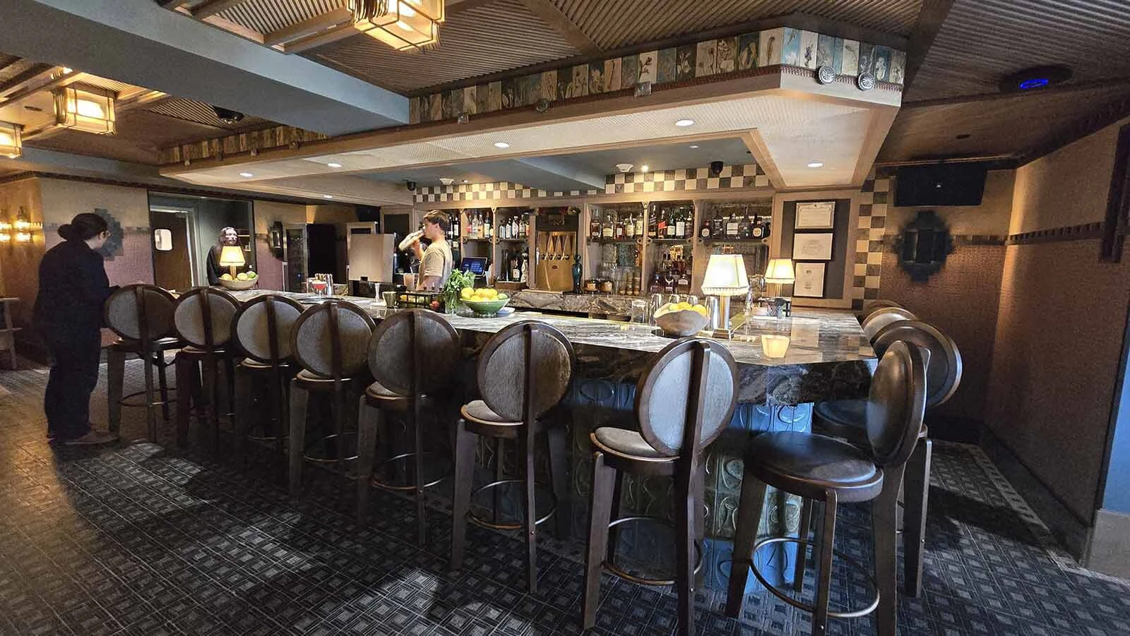 The bar offers a range of cocktails, from an Old Fashioned or Negroni to a drink called Indian Paintbrush with gin, aperol, strawberry and lemon. There’s also a secret drink on the menu called horse whisperer. The ingredients are for guests to discover during their journey.
