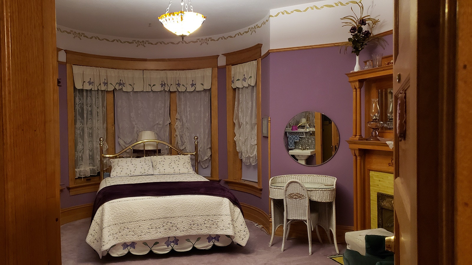 The Lavender Room in the Ferris Mansion is not available for an Airbnb stay. Some say they've seen a young child looking out the curved window when driving by the mansion.