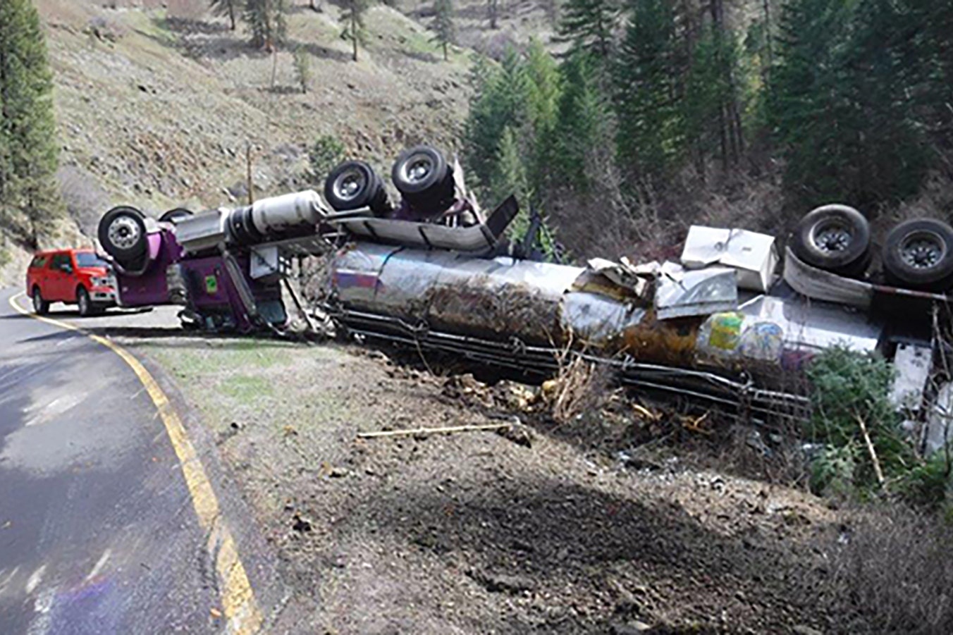 A tanker truck carrying 102,000 salmon smolts (young fish) crashed in Oregon. About 25,000 fish died in the crash, but the rest made it into a nearby creek.
