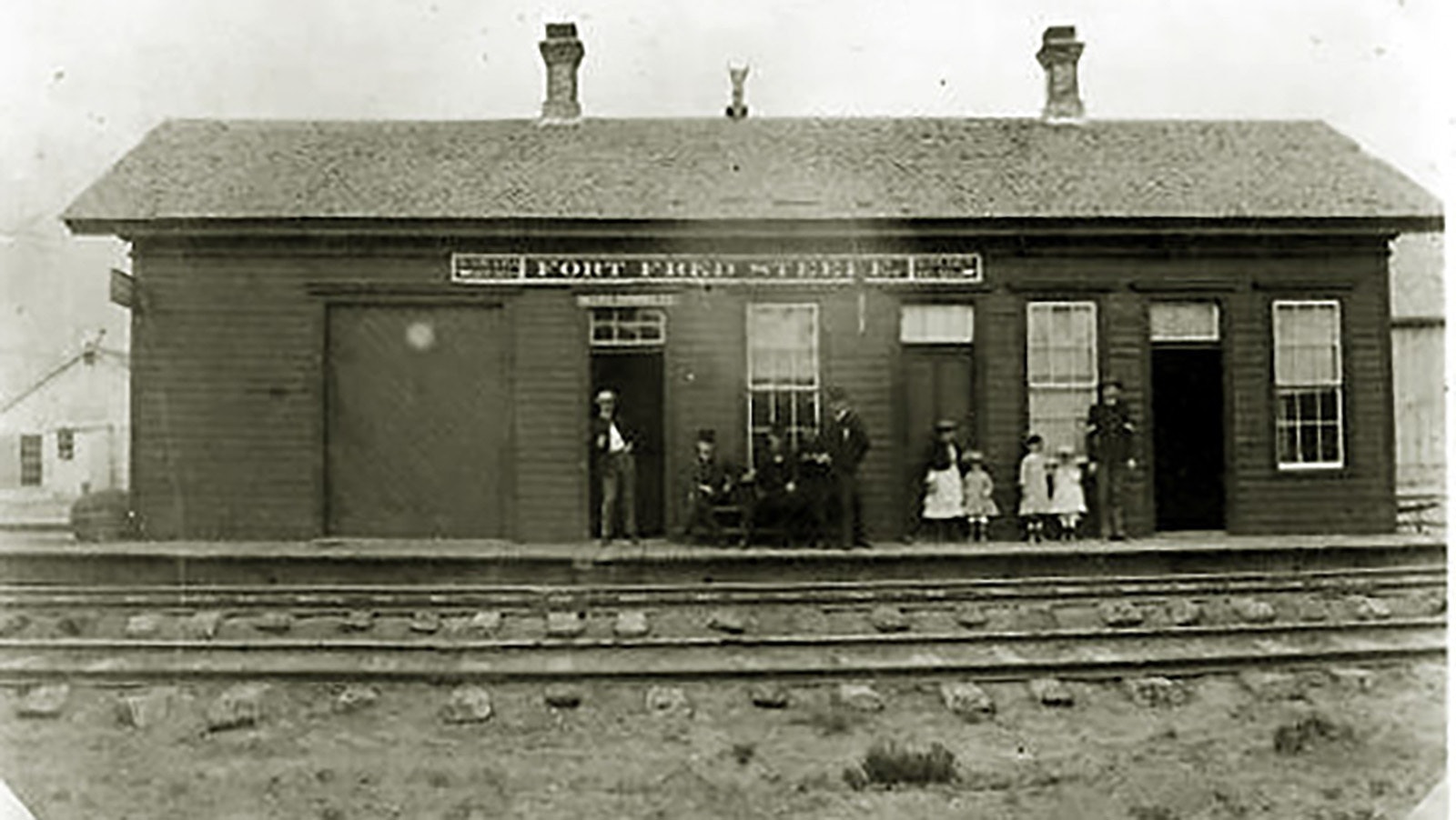 The railroad depot at Fort Fred Steele in Carbon County, Wyoming, in the 1880s.