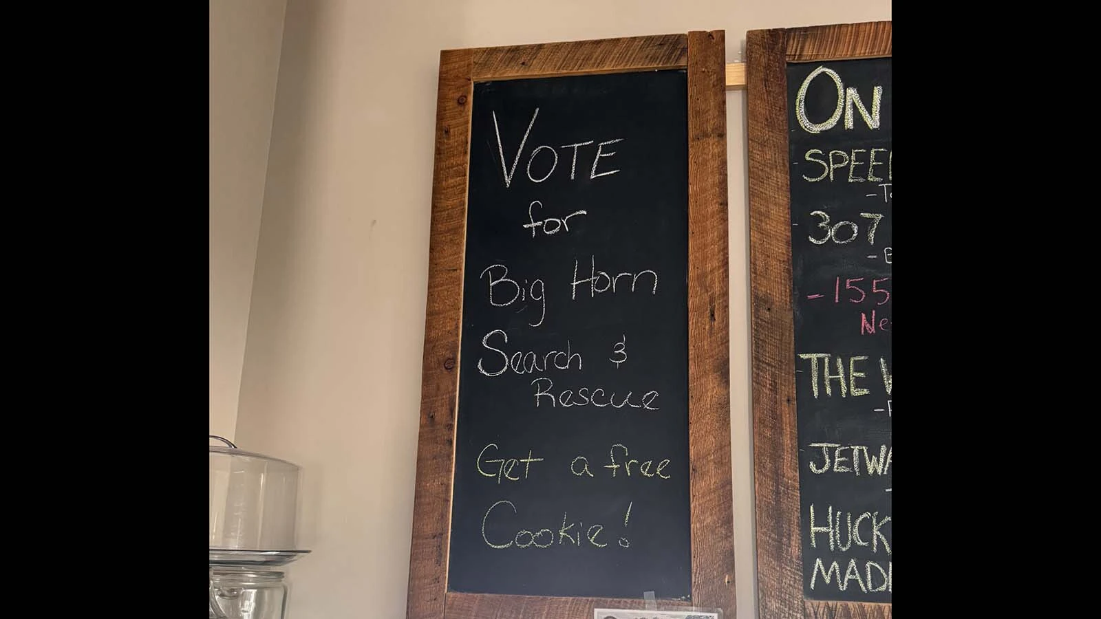 At the Old Shell Store in Shell, customers are promised a free cookie when they vote for Big Horn County Search and Rescue in the Land Rover Defender Service Awards competition.