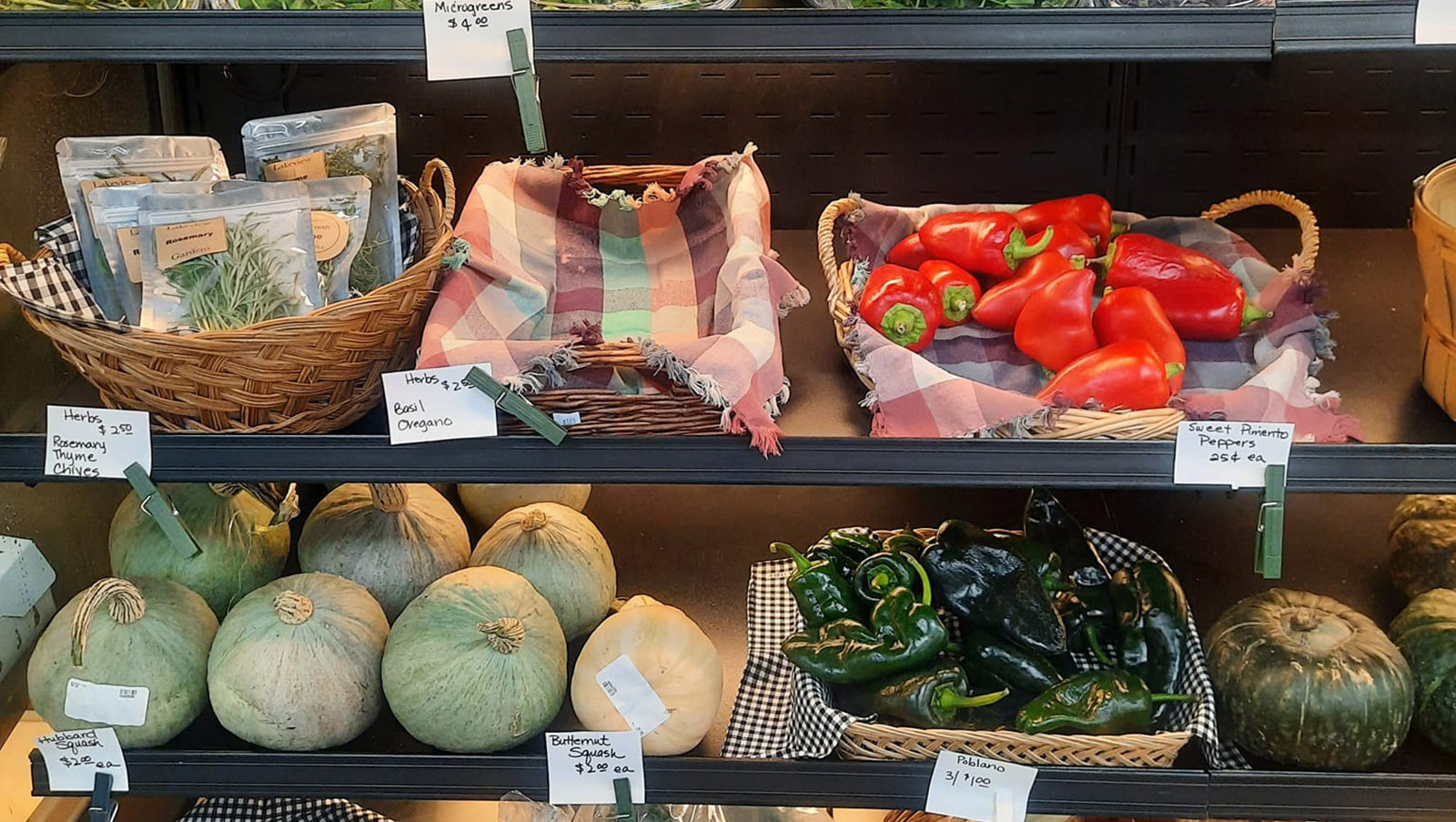 Fremont Local Market veggies 10 25 22