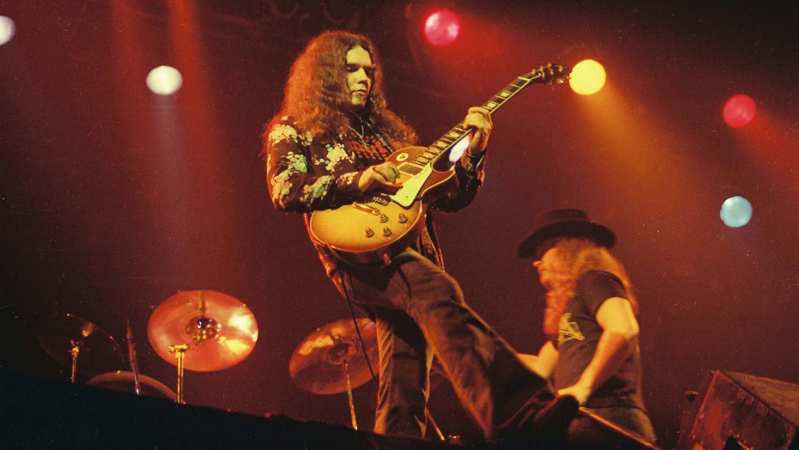Gary Rossington performs with Lynyrd Skynyrd at the Apollo Theatre in Glasgow Scotland on Feb. 9, 1977.