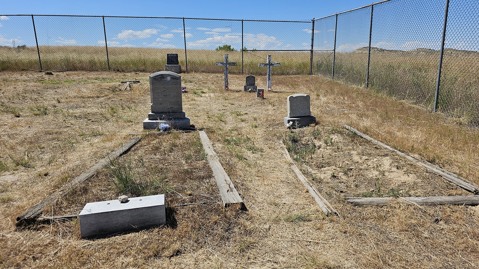 The Gebo Cemetery remains a testament to the former boom town.