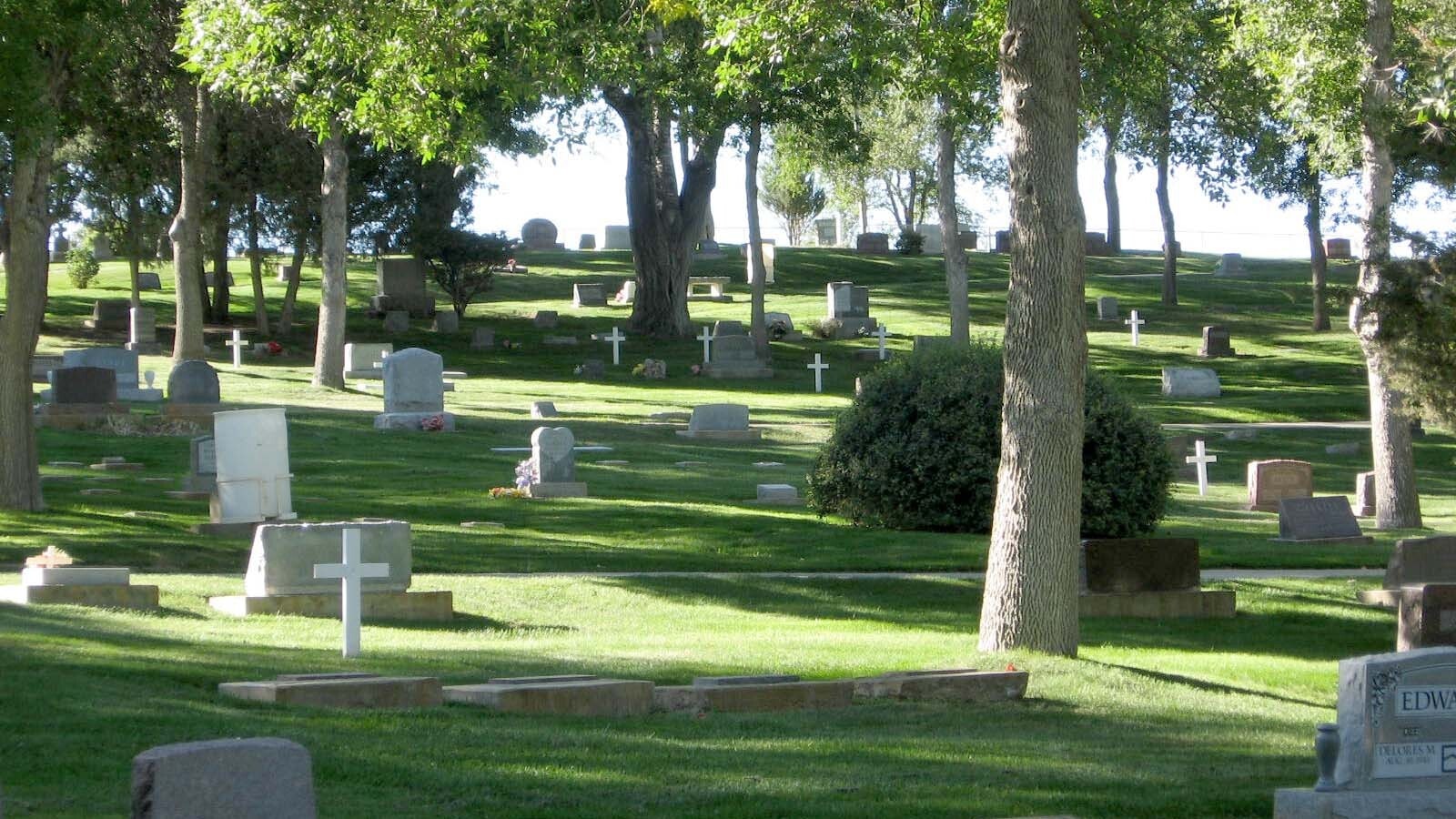 At Mount Pisgah Cemetery in Gillette, Wyoming, more than 1,000 veterans are buried. Two historians from the Rockpile Museum have been researching about 12 veterans a year to bring to life the names on the graves. These stories highlight the service and lives of the veterans and help to ensure that they are not forgotten.