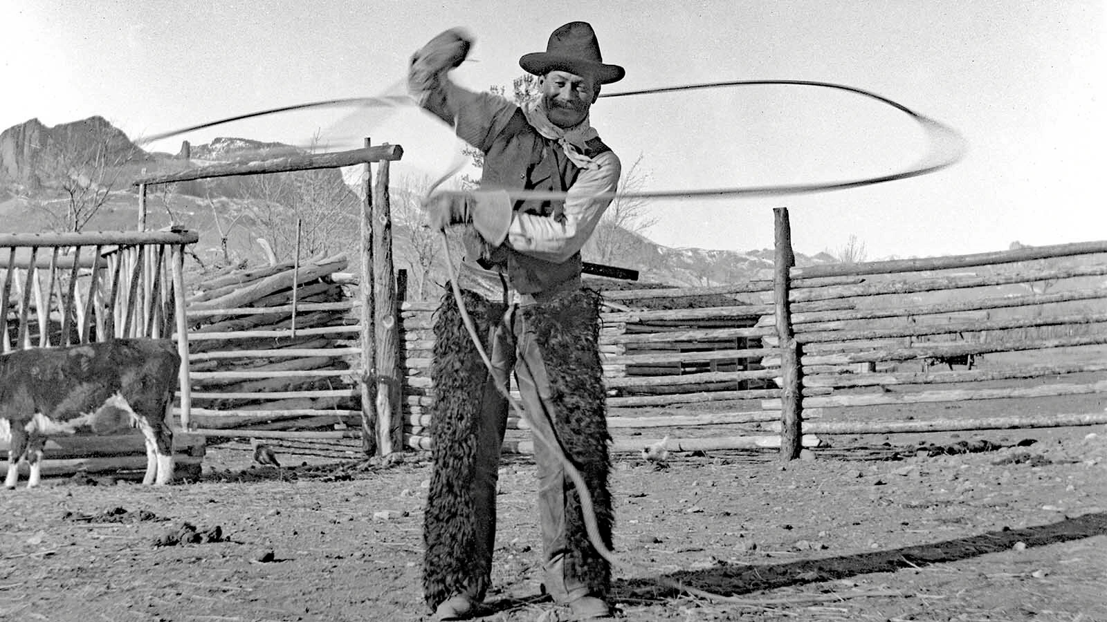 Charles Thurmond twirls a lasso.