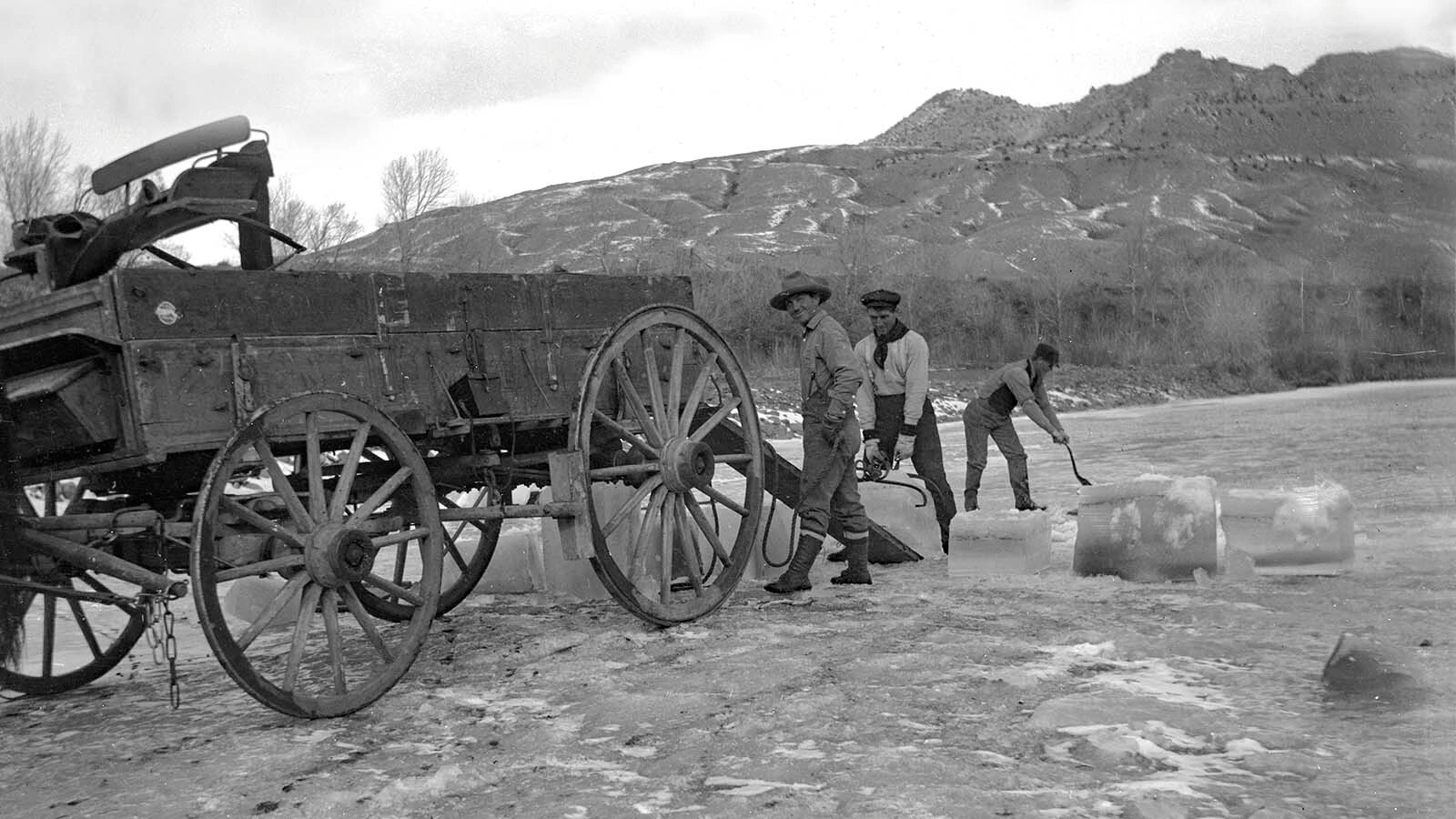 The Thurmonds and others cutting ice.
