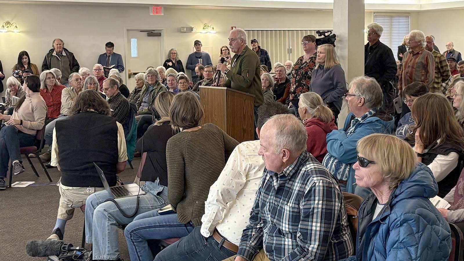 Around 180 residents of Lander and surrounding areas clustered Tuesday into a convention room at The Inn to hear Gov. Mark Gordon forecast hopes and concerns about the state’s coming budget session, which convenes Monday.
