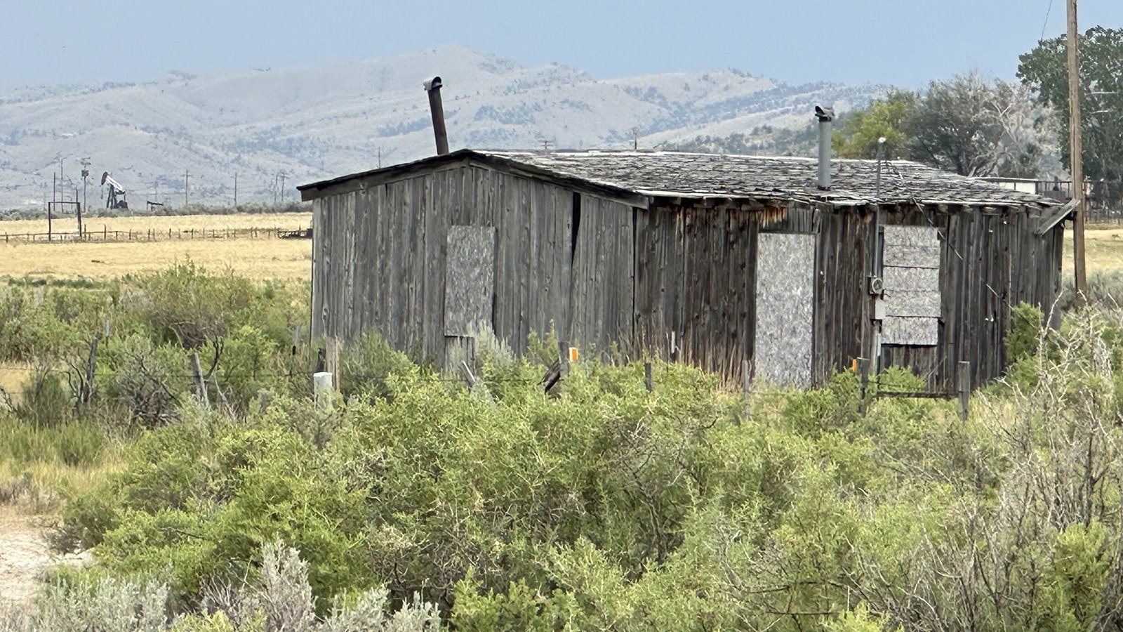 An abandoned building in the once thriving community of Grass Creek.