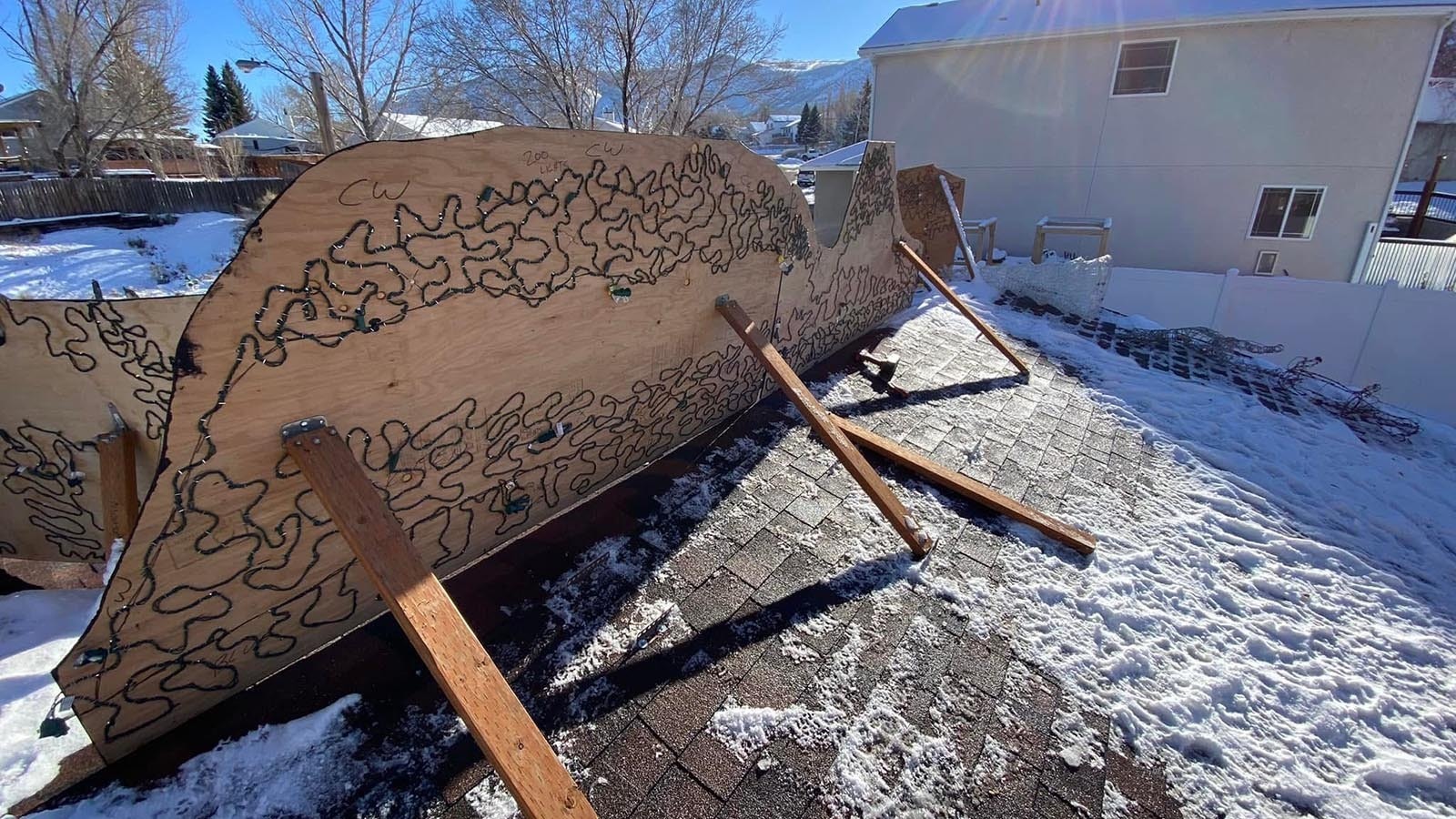 Folks in Green River may not know Robert Bostick personally, but they know his house. It’s the one covered in thousands of holiday lights forming the Grand Tetons, life-sized wildlife cutouts and his tribute to all things Wyoming.