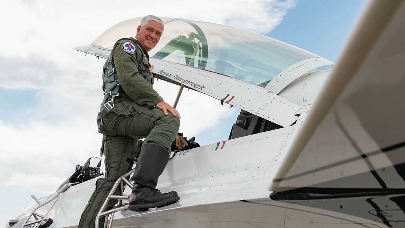 Cheyenne’s Bryan “Alf” Grzegorczyk had planned a celebratory drink following his once-in-a-lifetime Thunderbirds flight to salute everyone who nominated him for the honor. But after flying at 9 Gs, all Alf could manage was a celebratory nap.