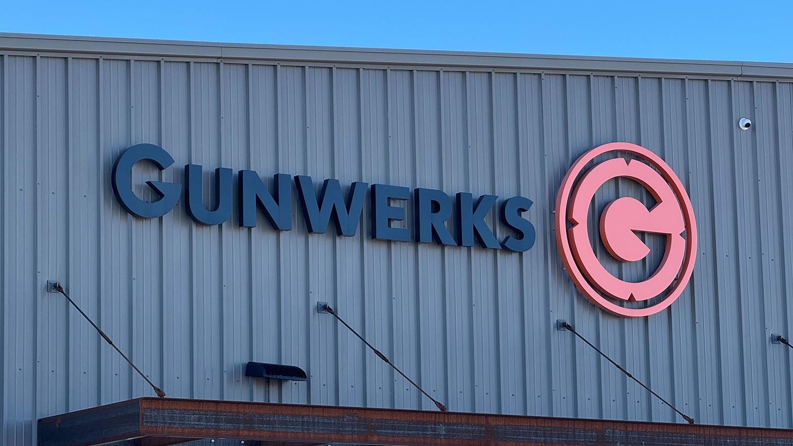 The Wyoming Supreme Court on Monday revived Cody-based Gunwerks’ $14 million lawsuit accusing a local agency and two businesses of spending $6 million from the Wyoming Business Council — to build a faulty facility.
