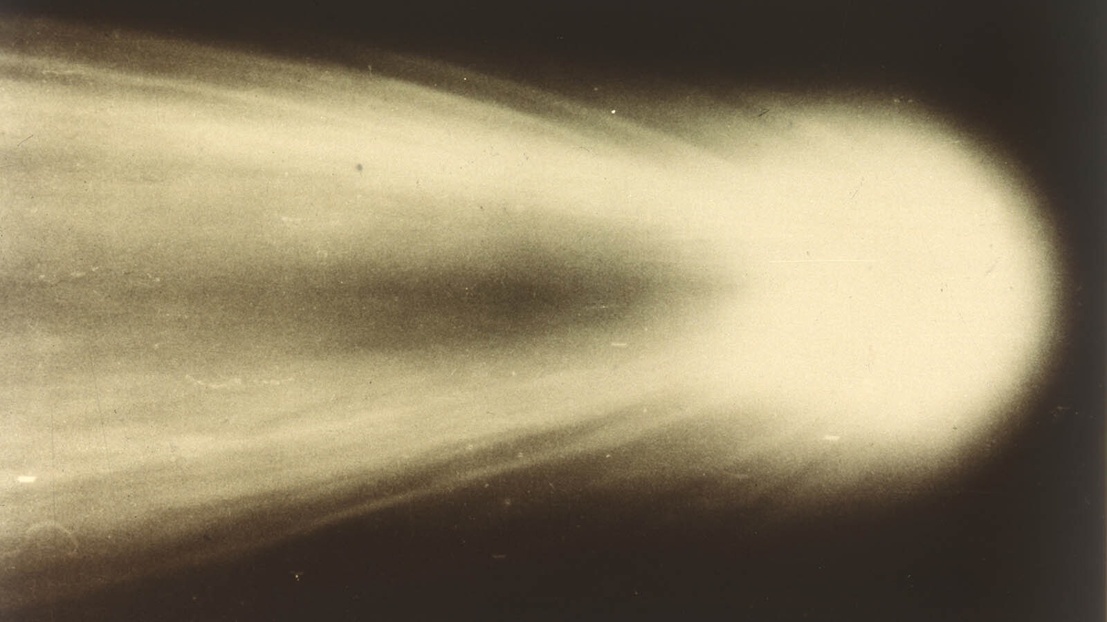 Halley's Comet on May 8, 1910. The head of Halley's Comet as photographed by Dr. George Willis Ritchey using the 60-inch telescope at Mount Wilson Observatory, California. Halley's Comet is visible from Earth every 75-76 years. It is the only known short-period comet that is regularly visible to the naked eye, and the only naked-eye comet that might appear twice in a human lifetime. Halley last appeared in the inner parts of the Solar System in 1986 and will next appear in mid-2061.