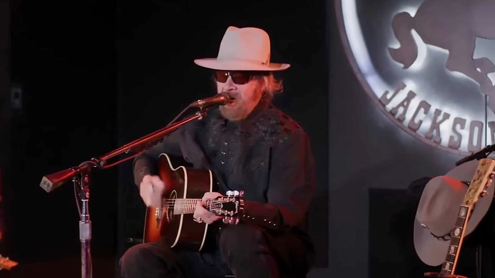 Hank Williams Jr. performs live at the Million Dollar Cowboy Bar on Nov. 20, 2020.