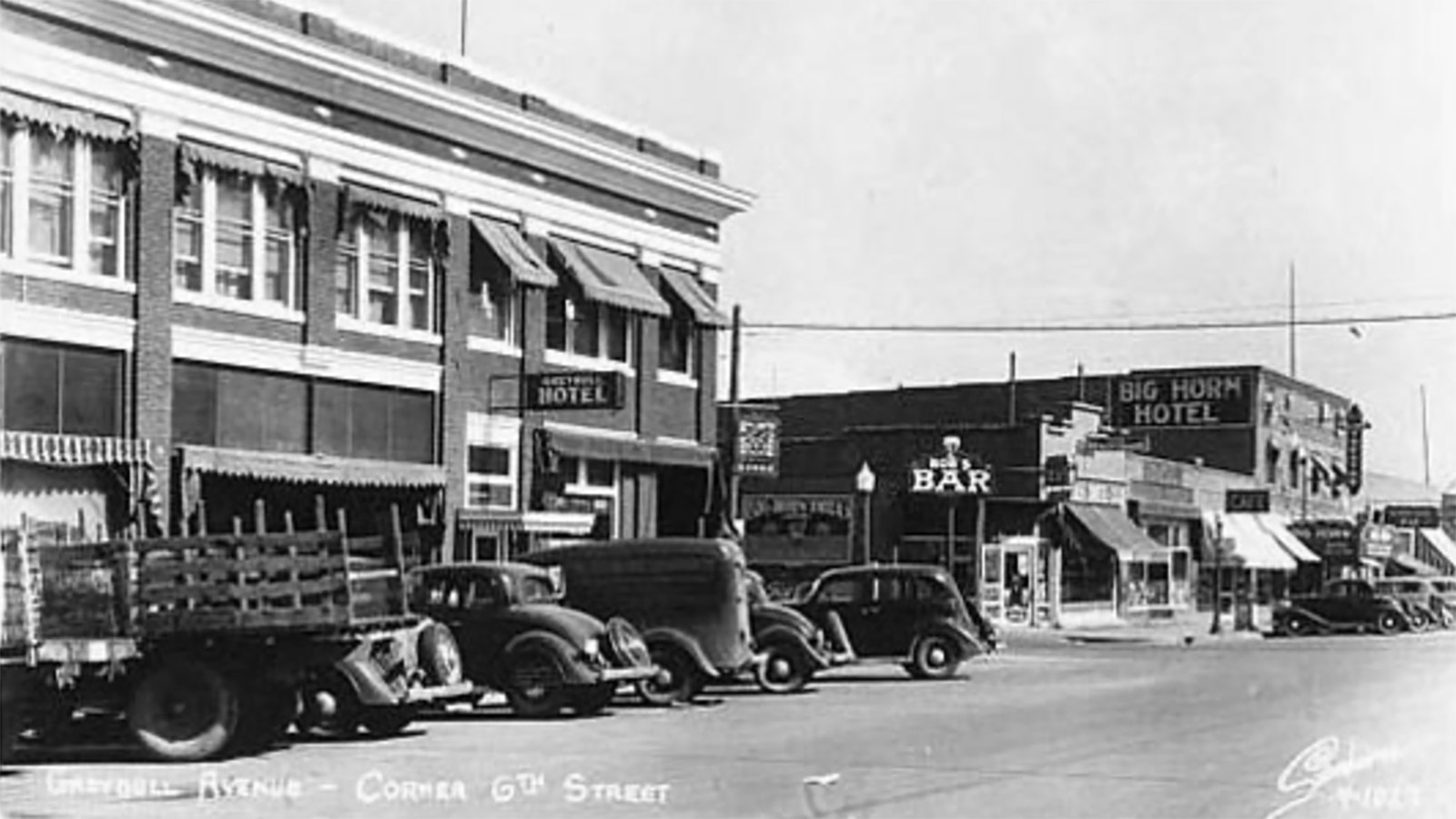 Greybull Hotel in the 1930s looking east toward north side of Greybull Avenue.