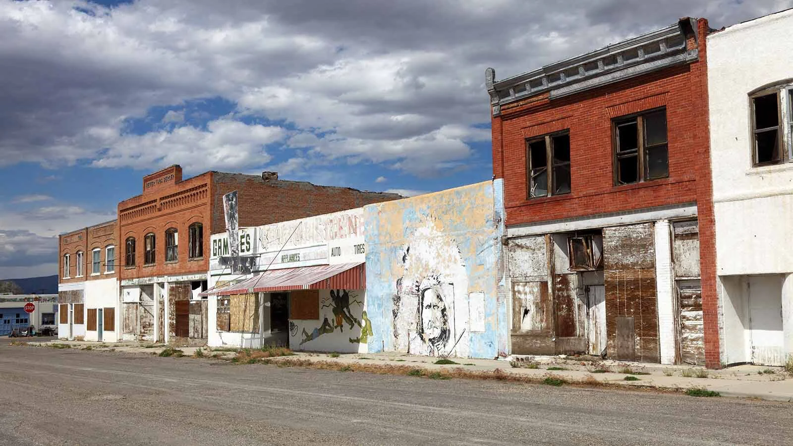 Shoshoni's Main Street.