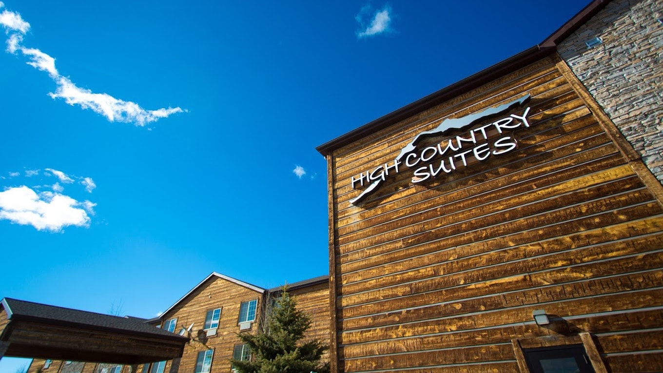 High Country Suites in Pinedale, Wyoming (via Google)