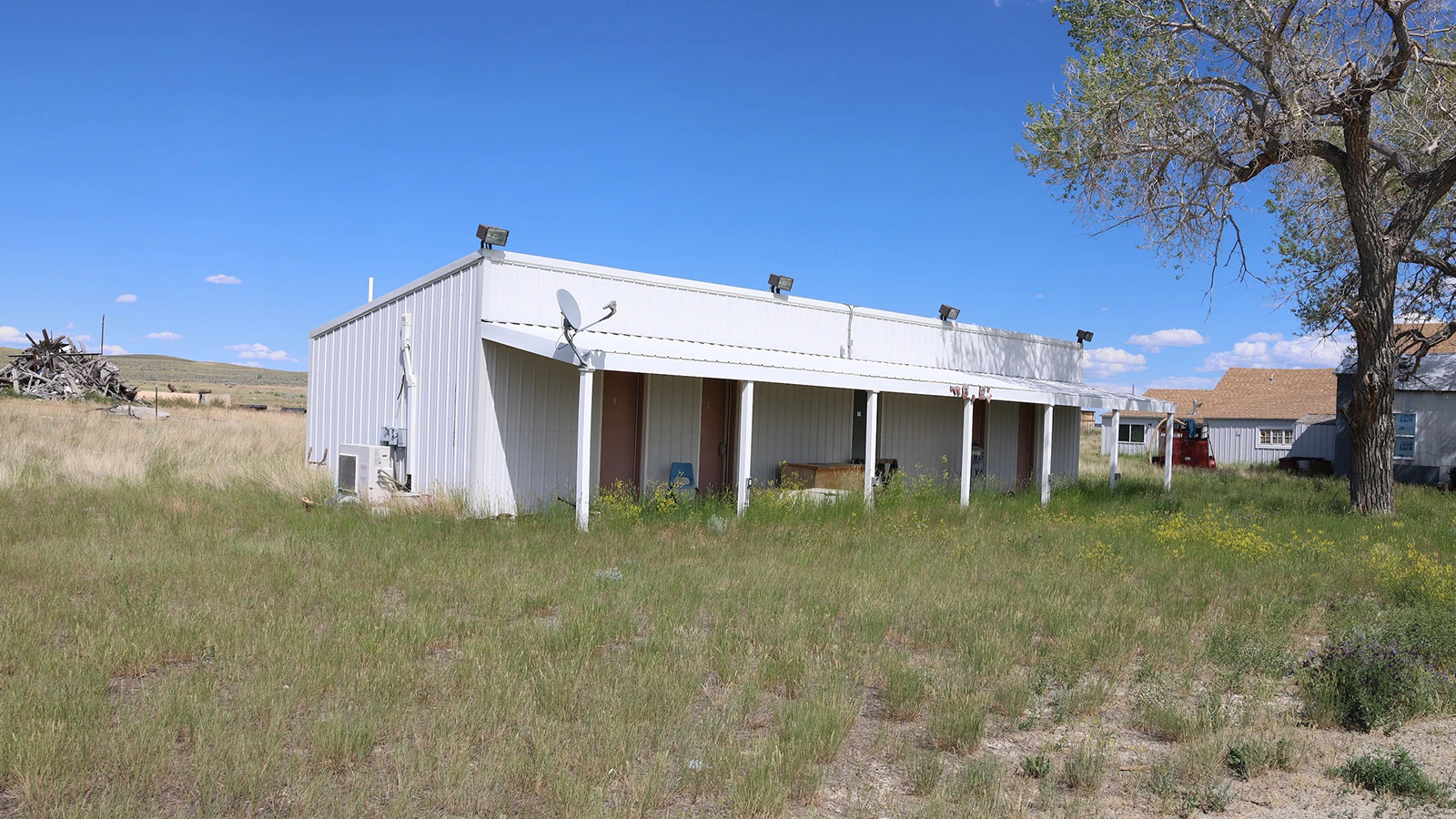 A four-room motel was also part of the Bright Spot offerings for many years in the past century.