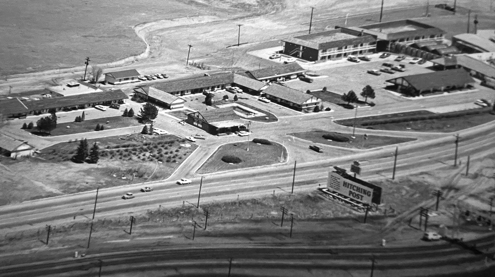 An aerial view of the Hitching Post Inn campus circa 1965.