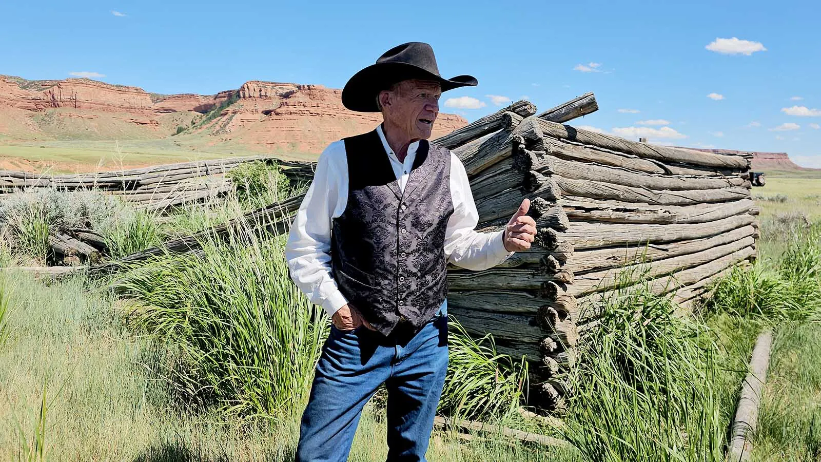 Clay Gibbons tells the story of this sagging log barn in the Hole in the Wall country. It belonged to Alex Ghent, who raised fast horses for the denizens of the Hole in the Wall country