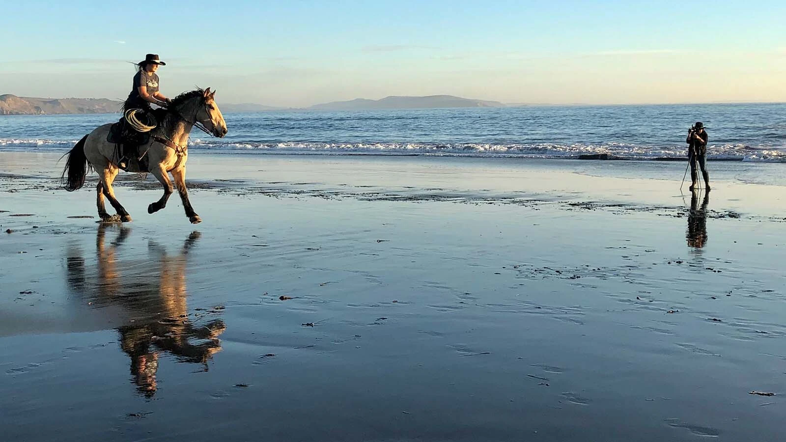 When Lisanne Fear sat down to write a suicide note, she couldn't bring herself to part with a mustang named Phineas. That decision led to the Pinedale, Wyoming, woman's 5,000-mile ride across the U.S.