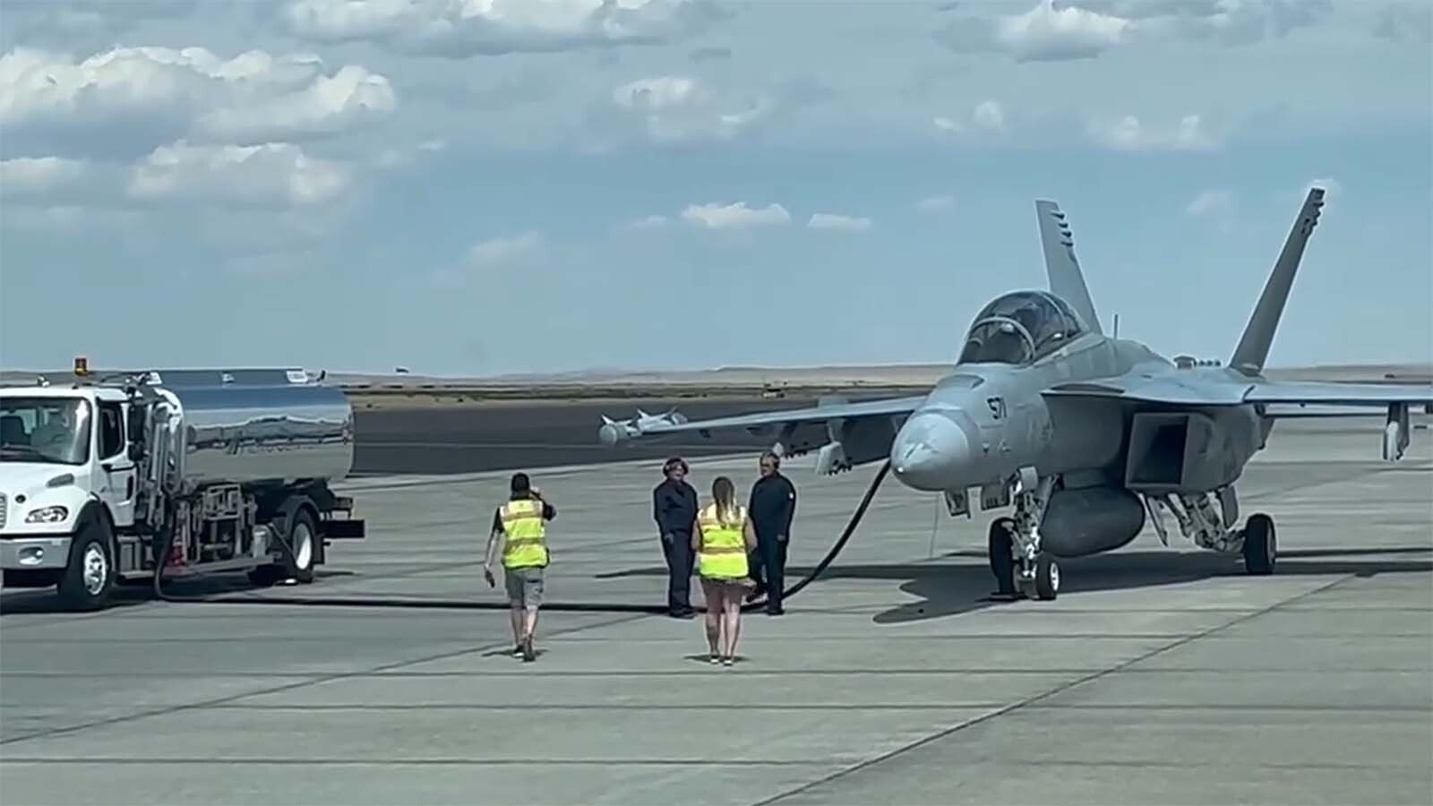 Aviation groupies who love to ooh and ahh at anything cool with wings, there’s nothing like the bone-shaking rumble of a fighter jet taking off. A pair of F/A-18 Hornets hot refueling and taking off Tuesday wasn’t just loud, it was “an experience.”