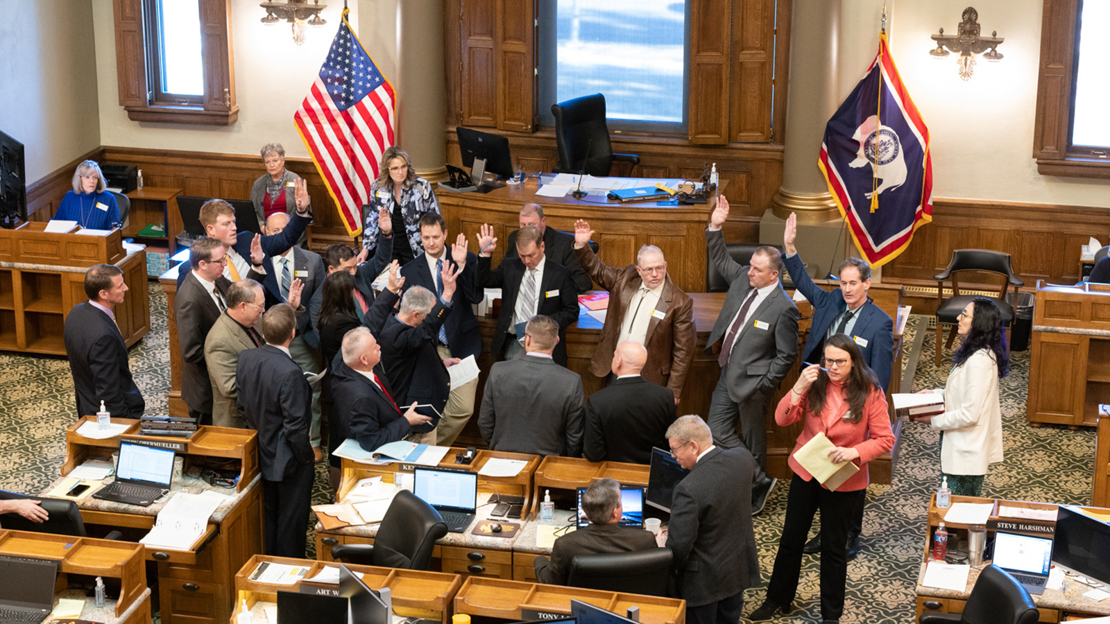 House leadership rule 2