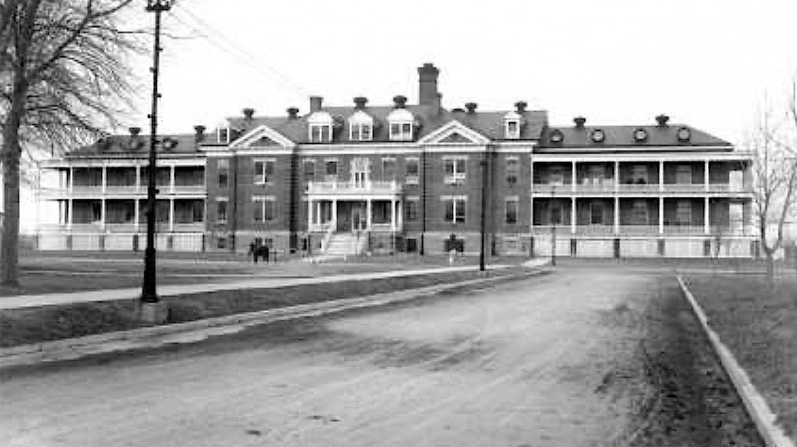 As a young U.S. Army surgeon, Howard McC. Snyder served at Fort D. A. Russell in his hometown.