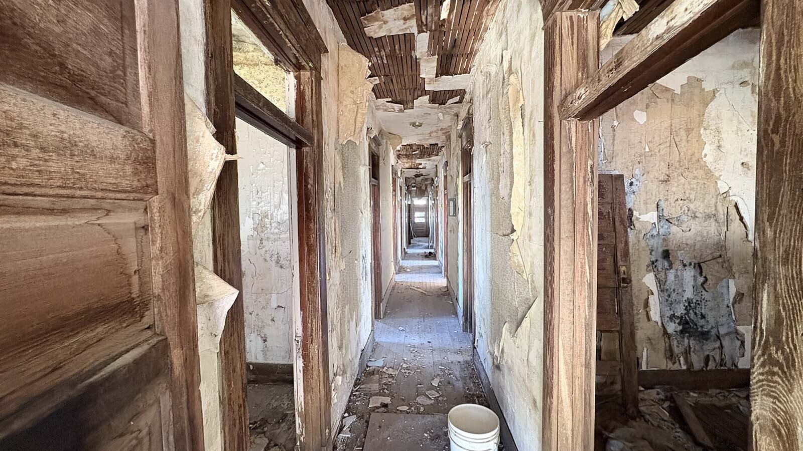 Gracies, an eight-room high class brothel, operated in Hudson, Wyoming, from 1906 to the 1960s. After being shut down, the building was abandoned and left to decay over the past nearly 60 years.