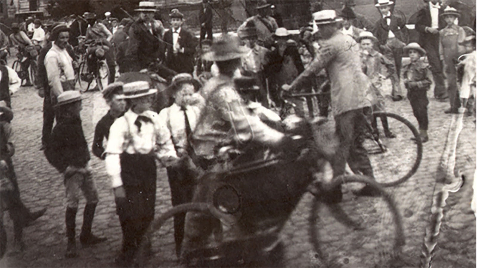 This photo was likely taken by Edward Boos, a 19-year-old embedded reporter who worked for the Missoulian, a Missoula newspaper.