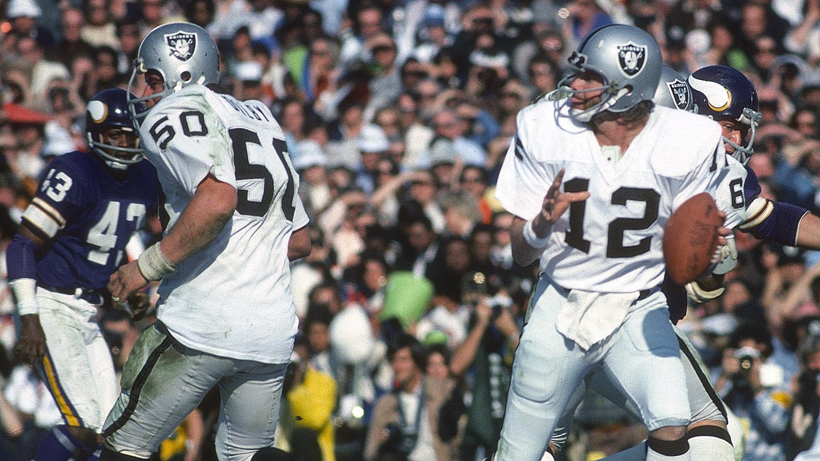 Kenny Stabler in the 1977 Super Bowl, a 32-14 Oakland Raiders win over the Minnesota Vikings.