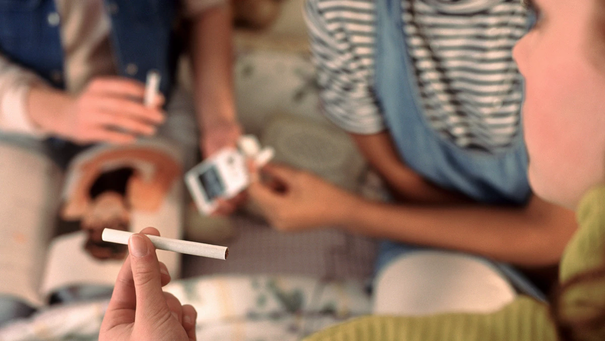 can a minor smoke cigarettes with parental consent Lawmakers Crack Down On Helping Kids To Quit Smoking Without Parents Knowing Childhood Exposure To Smoking Linked