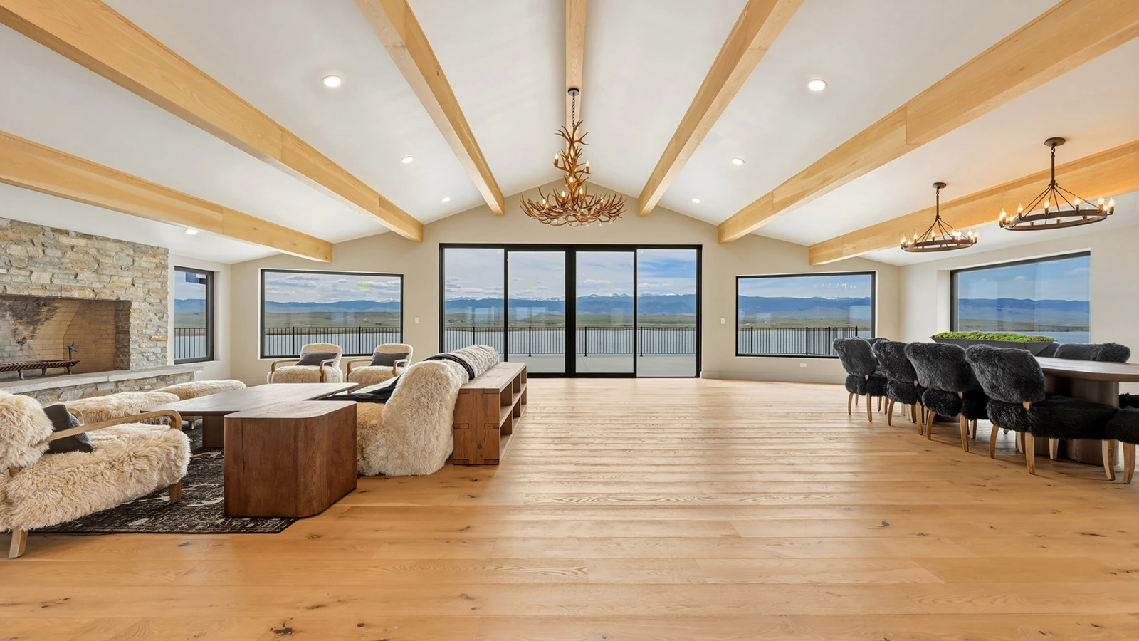 The only deeded residential property on the eastern shore of Lake De Smet is for sale and priced at $7.5 million. Texaco owned the property, but it became a retreat with views of the lake, Bighorn Mountains and the legendary "Smetty" lake monster.
