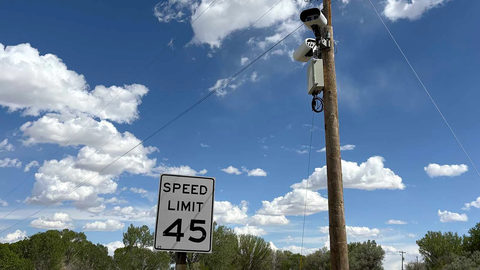 State and federal police are installing license plate cameras on or around the Wind River Indian Reservation, sparking controversy.