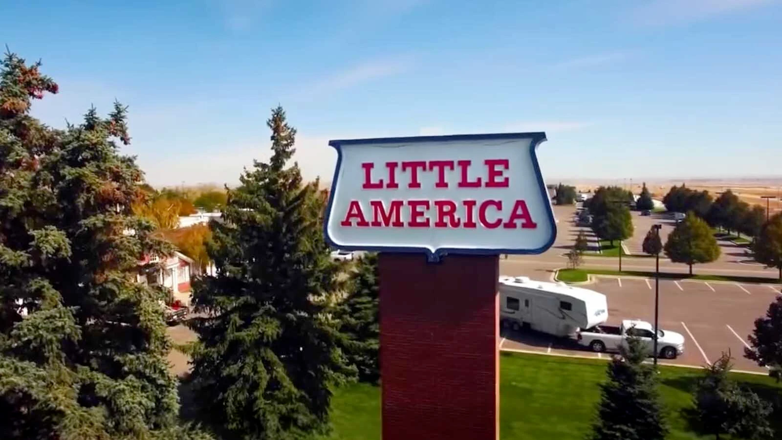 Fans of the Little America hotel near Green River say its demolition is “heartbreaking.” Its cheap ice cream cones, penguin mascot and endless roadside billboards are legendary. It’s also been a lifesaving haven from Wyoming’s notorious blizzards.