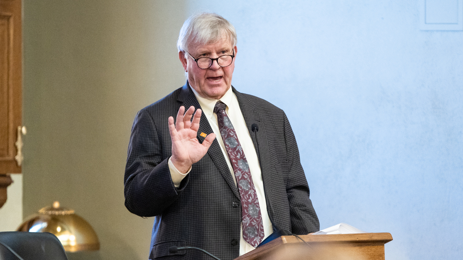 Lloyd Larsen on floor 1 31 23