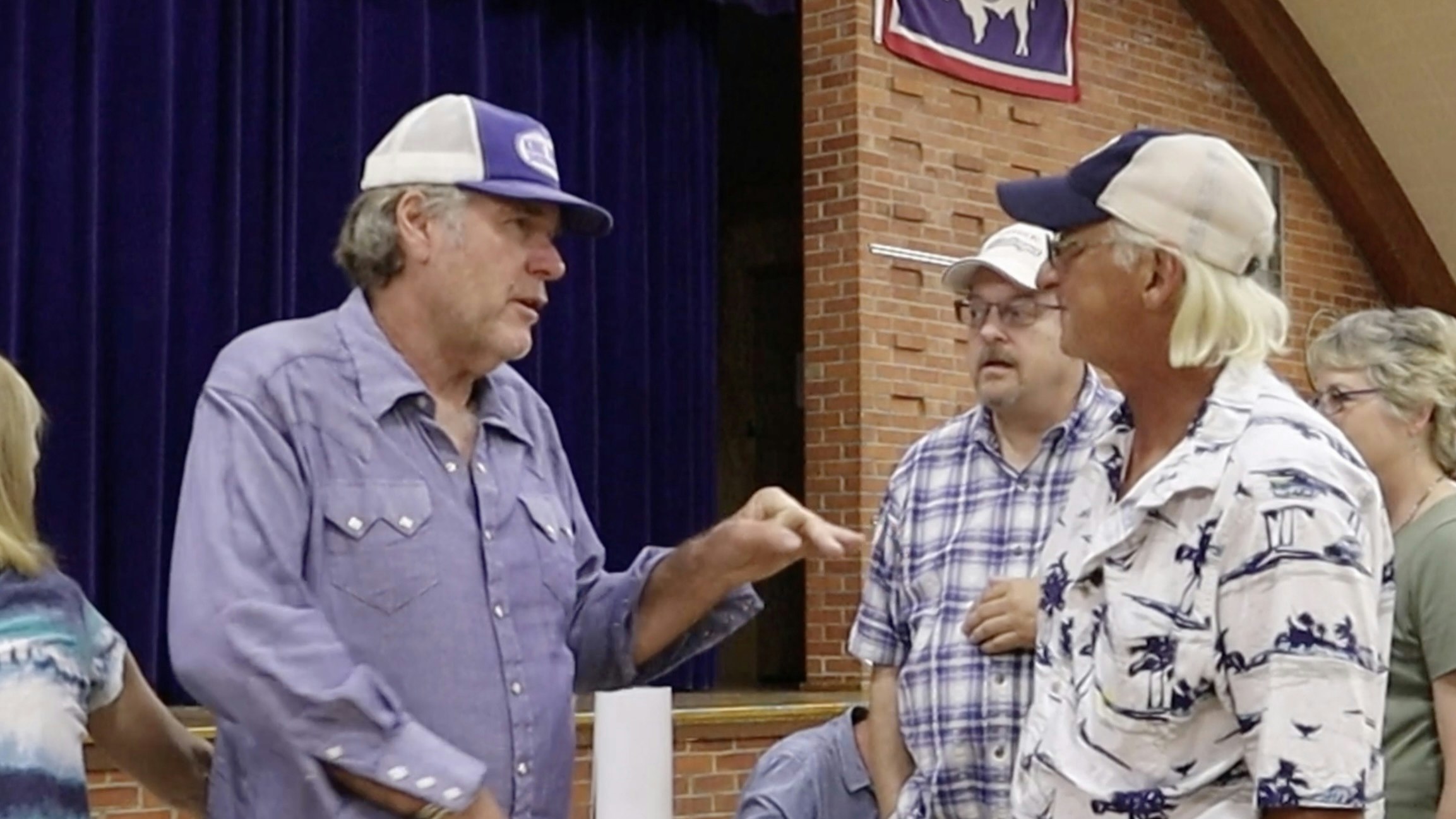 Show star Robert Taylor, aka Walt Longmire, chats with fans at an autograph session in 2022.