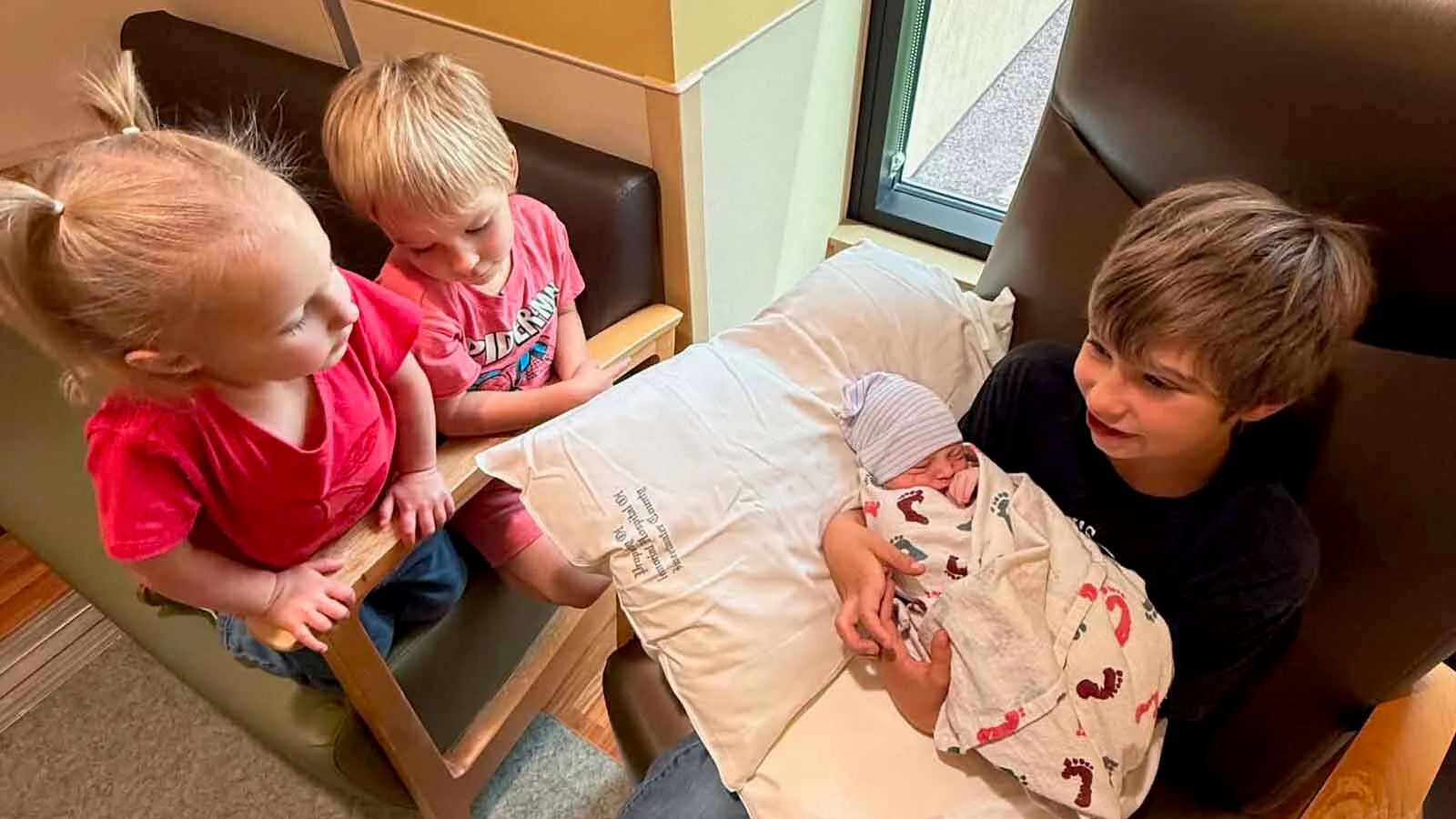 A Rawlins couple racing to Rock Springs to have their baby only made it to a Wamsutter truck stop. “I hope we don’t have this baby in this truck,” the dad joked. Minues later, he delivered his son — Max Hemi Blake, weighing in at 6 pounds, 11 ounces.