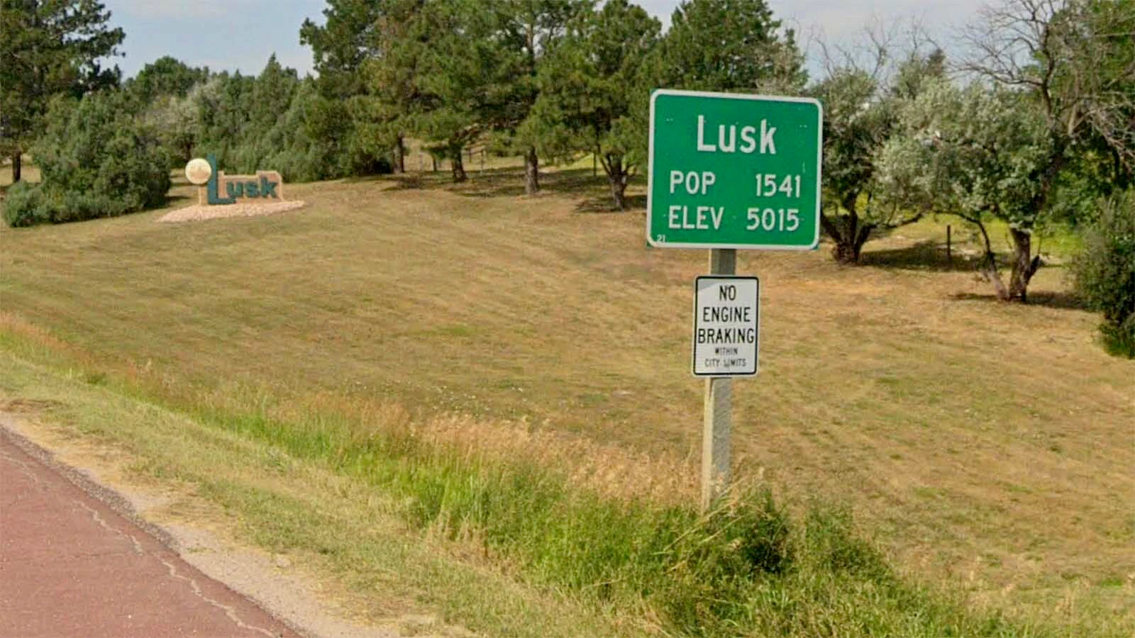 Lusk green sign Google 6 28 26