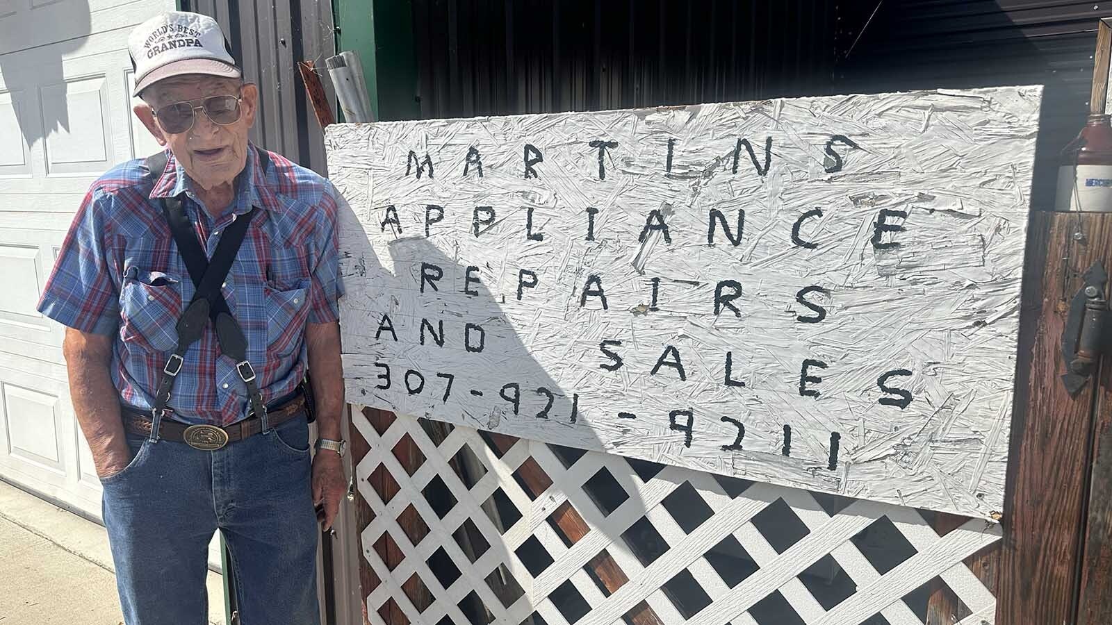 When 87-year-old Martin Andreen hung up his homemade sign at his home in Thermopolis, Wyoming, the government said he was now an official business and repairmen. He is self-taught and can repair almost any appliance in a day when most people just buy new appliances.
