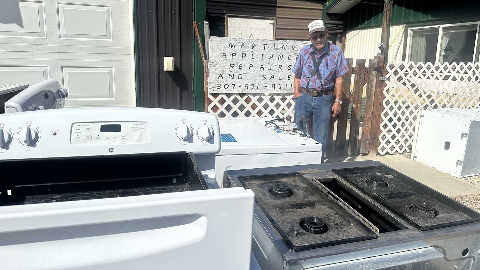 When 87-year-old Martin Andreen hung up his homemade sign at his home in Thermopolis, Wyoming, the government said he was now an official business and repairmen. He is self-taught and can repair almost any appliance in a day when most people just buy new appliances.