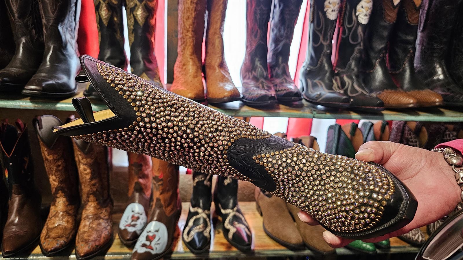 Meet Cody’s Scott Emmerich, Master Bootmaker To The Stars | Cowboy ...