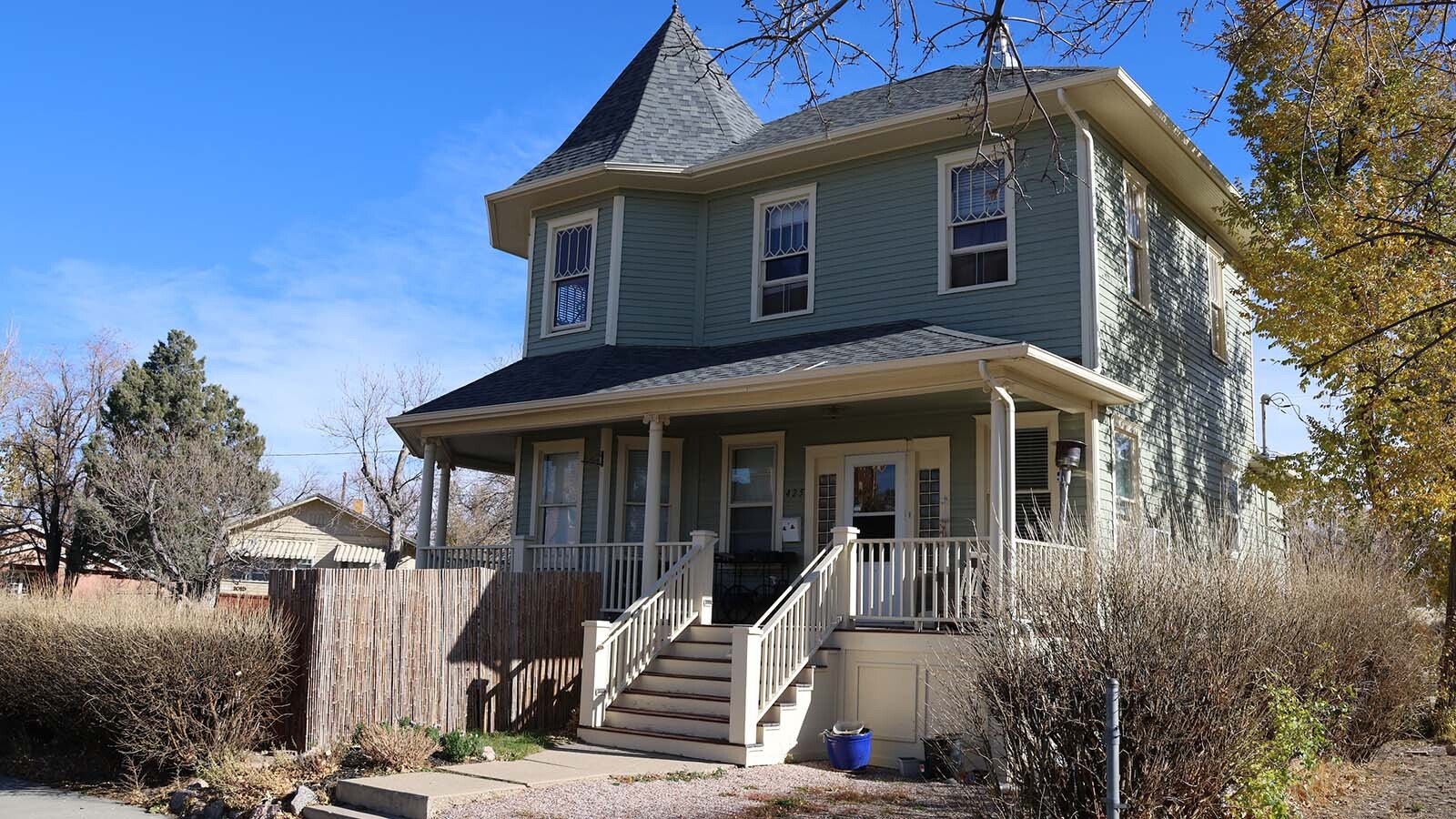 A Casper couple is restoring the historic 115-year-old Mercer House right across from Natrona County High School. They couldn’t find what they were looking for in the local housing market, so they’re giving the old home a complete makeover.