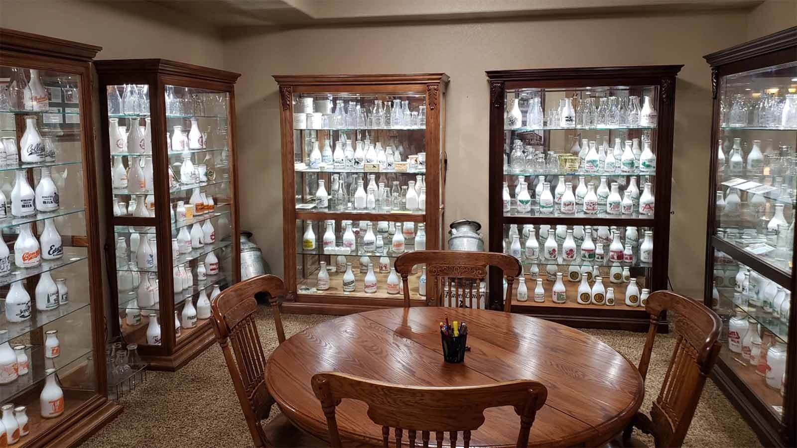 Steve Wallace grew up milking cows on a dairy farm, but now he’s milking Wyoming history for all it’s worth. The Casper man’s huge milk bottle collection traces 175 years of Wyoming’s rich dairy history.