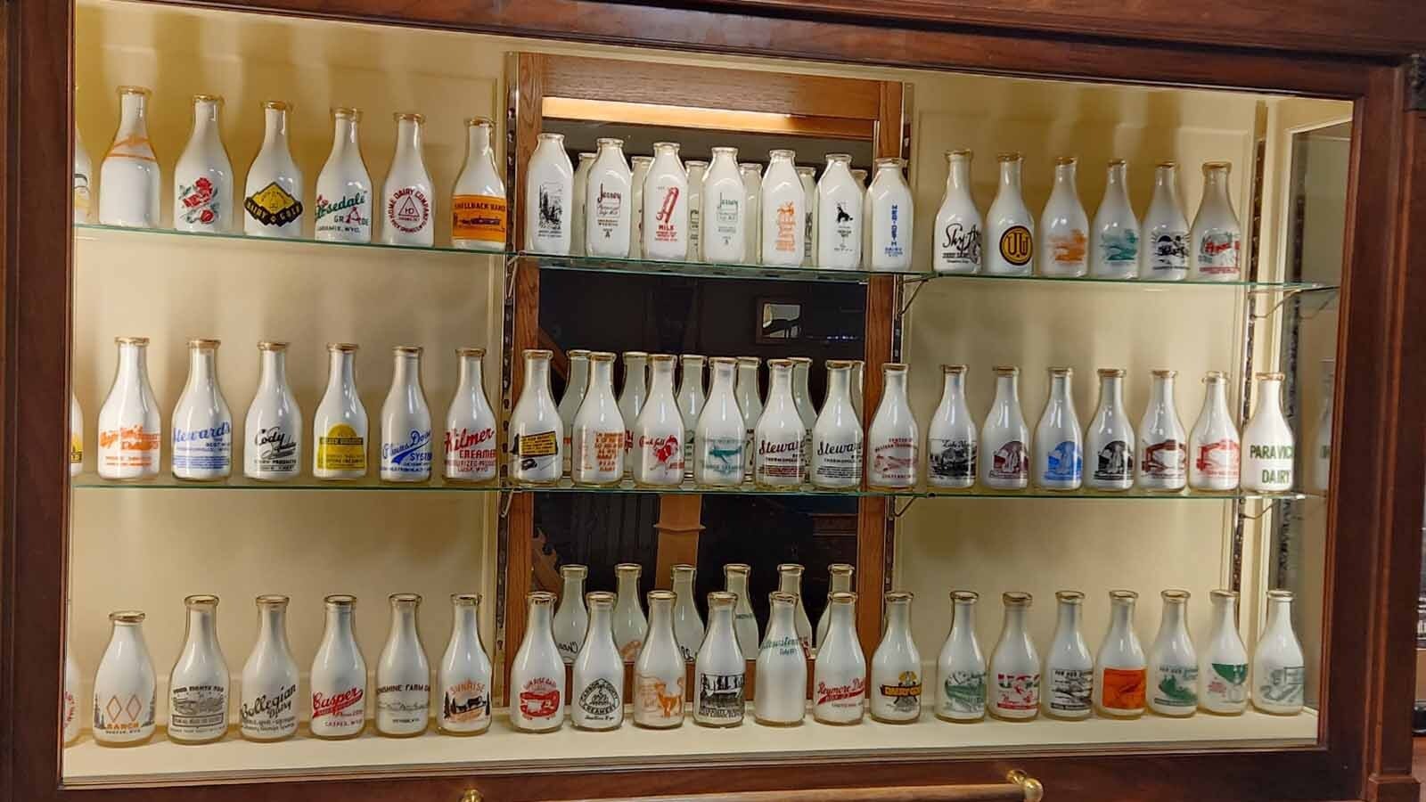 Steve Wallace grew up milking cows on a dairy farm, but now he’s milking Wyoming history for all it’s worth. The Casper man’s huge milk bottle collection traces 175 years of Wyoming’s rich dairy history.