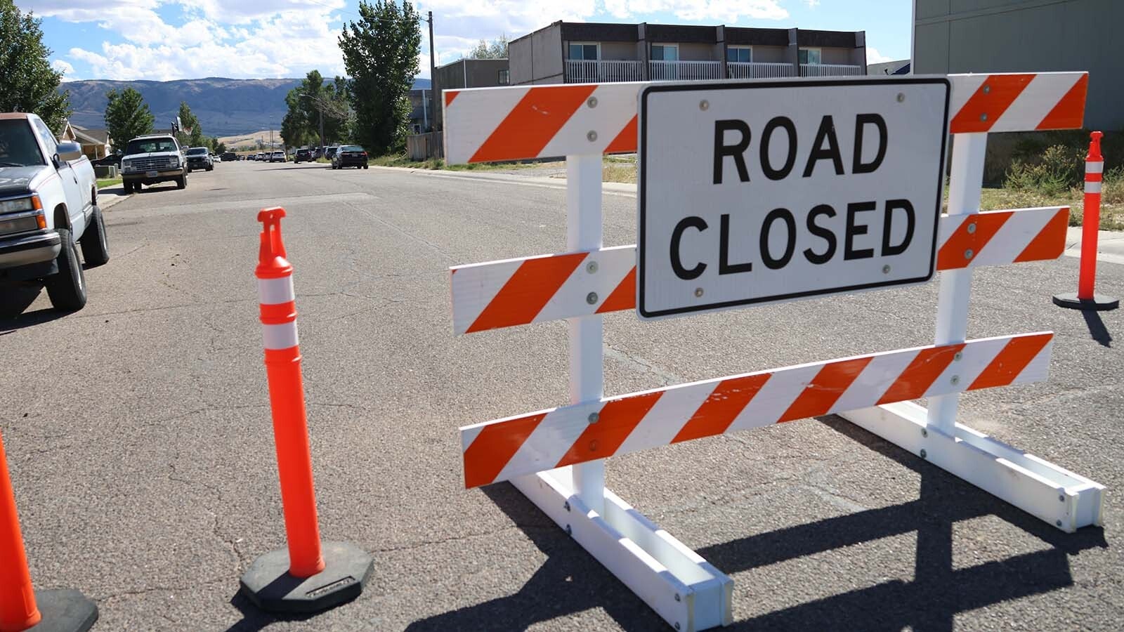 Mills residents on Badger Lane were stopped at Pontiac Street on Wednesday during a nearly five-hour standoff between the Natrona County Sheriff's Office and a suspect.